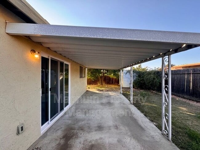 Building Photo - 2286 Callao Ct