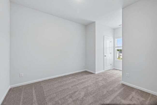 Building Photo - 107 Flowering Maple Wy