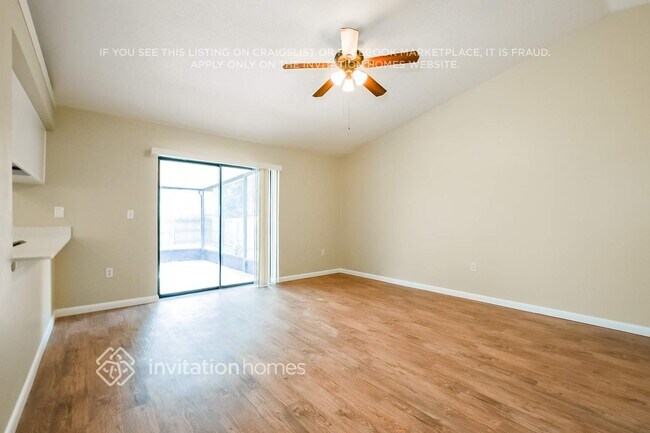 Building Photo - 4635 Robert St