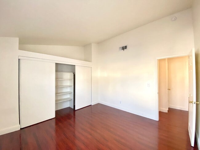 Building Photo - 4425 Frostbrook Cir