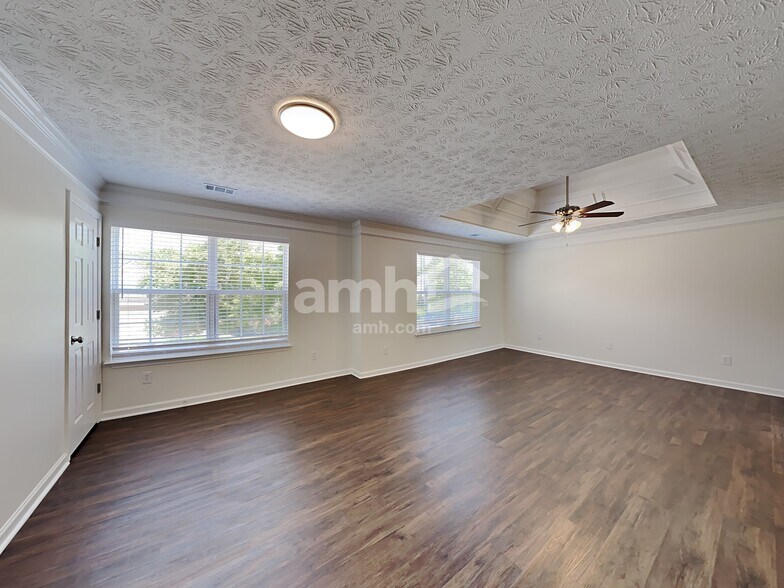 Building Photo - 3772 Emperors Cove