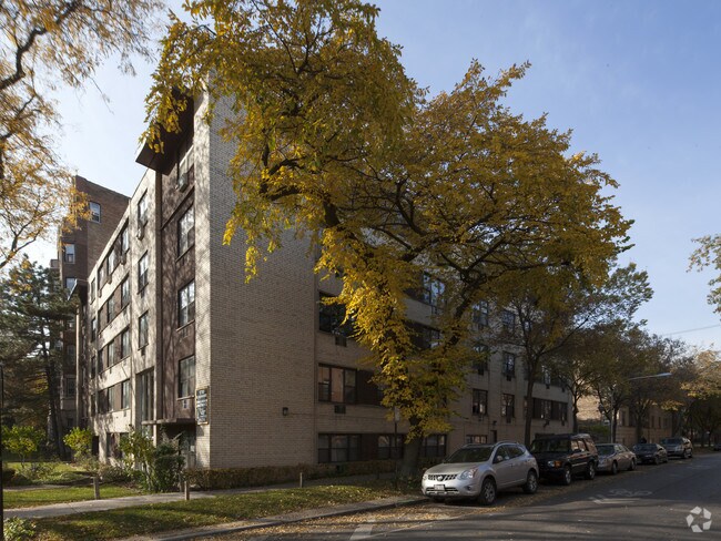 Primary Photo - 5750 N Kenmore Ave