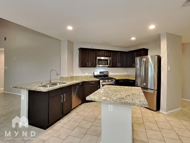Building Photo - 2614 Ski Lodge Dr