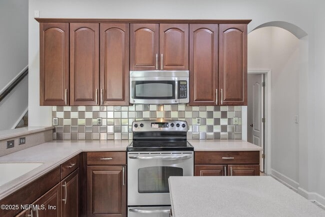 Building Photo - 2908 Woodbridge Crossing Ct