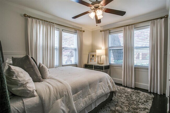 Building Photo - 4559 Elsby Ave