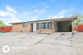 Building Photo - 3434 S Manitoba Ave