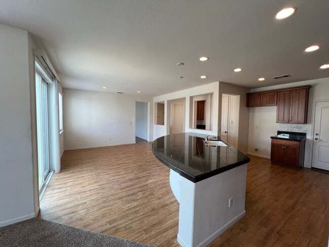 Building Photo - 2553 Acapulco Way