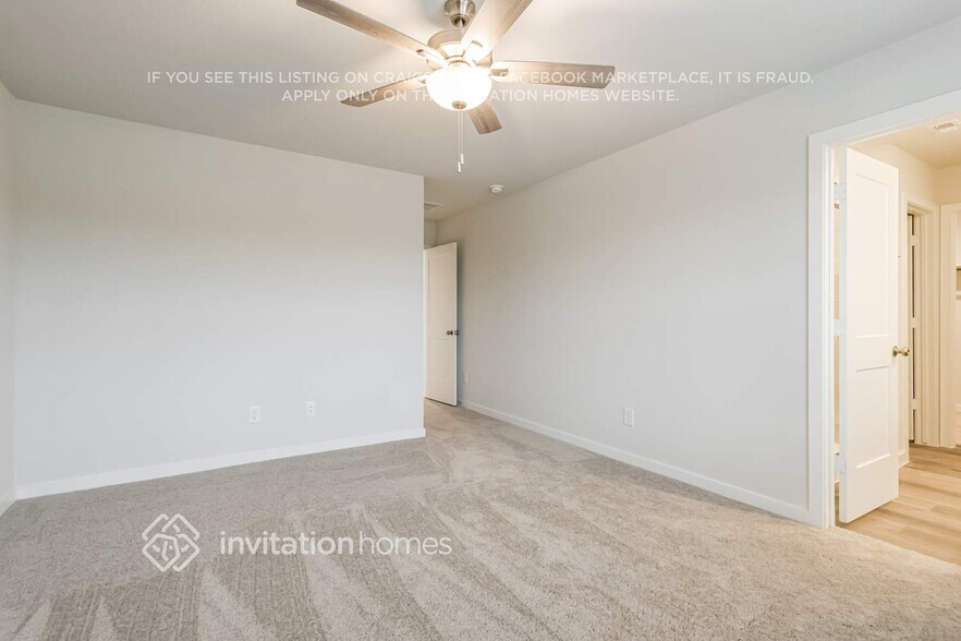 Building Photo - 19955 Park Mesa Ln