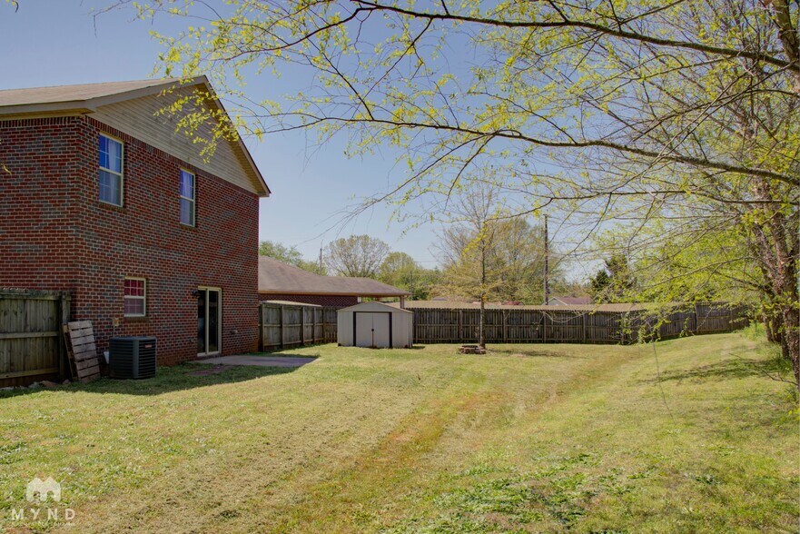 Building Photo - 28041 Kawana Ct