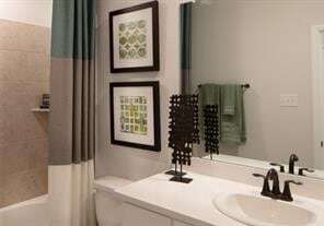 Building Photo - 1412 Kurelek Dr