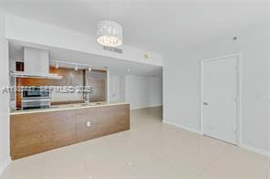 Building Photo - 495 Brickell Ave