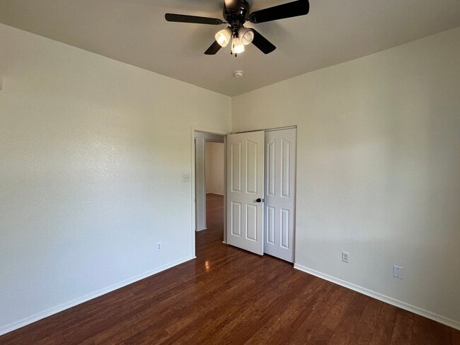 Building Photo - 3 BEDROOM HOME IN THE FOOTHILLS!