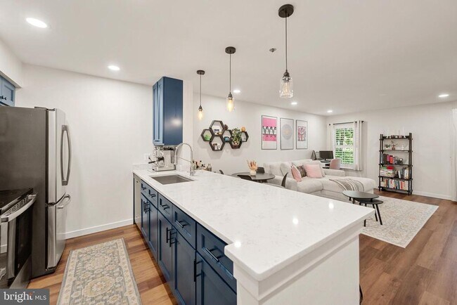 Building Photo - 3307 Wyndham Cir