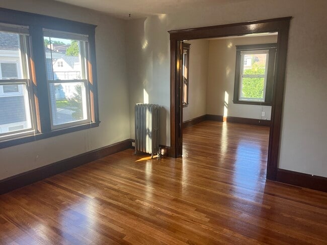 Building Photo - 16 Eddy St