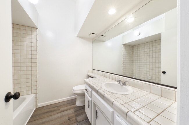 Building Photo - 7416 Hachita Ct