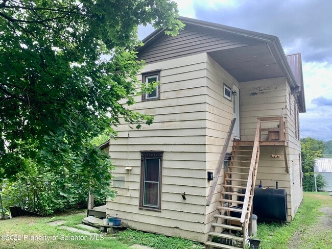 Building Photo - 5893 E High St