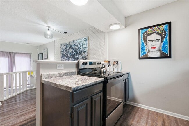 Building Photo - 1802-1804 Juniper Dr