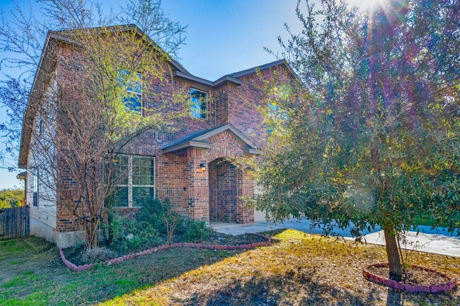 Building Photo - 4-BEDROOM HOME IN POMONA PARK