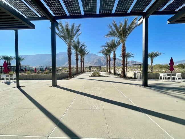 Building Photo - COMING SOON! STUNNING 3 Bedroom/2.5 bathroom in the highly desired Miralon Community!