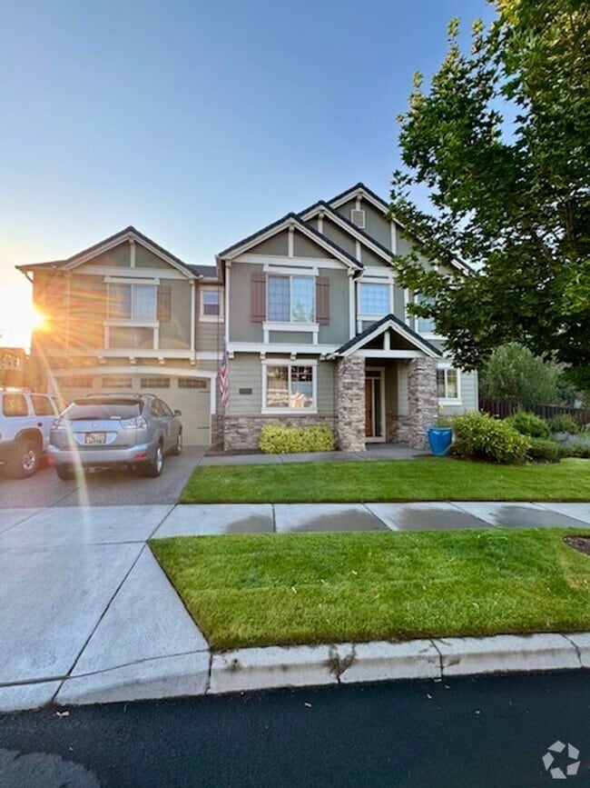 Building Photo - Spacious 3-Bedroom + Bonus Room Home in La...