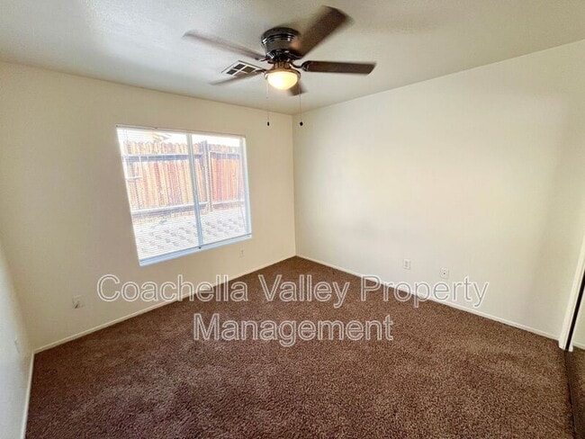 Building Photo - 66028 Mission Lakes Blvd