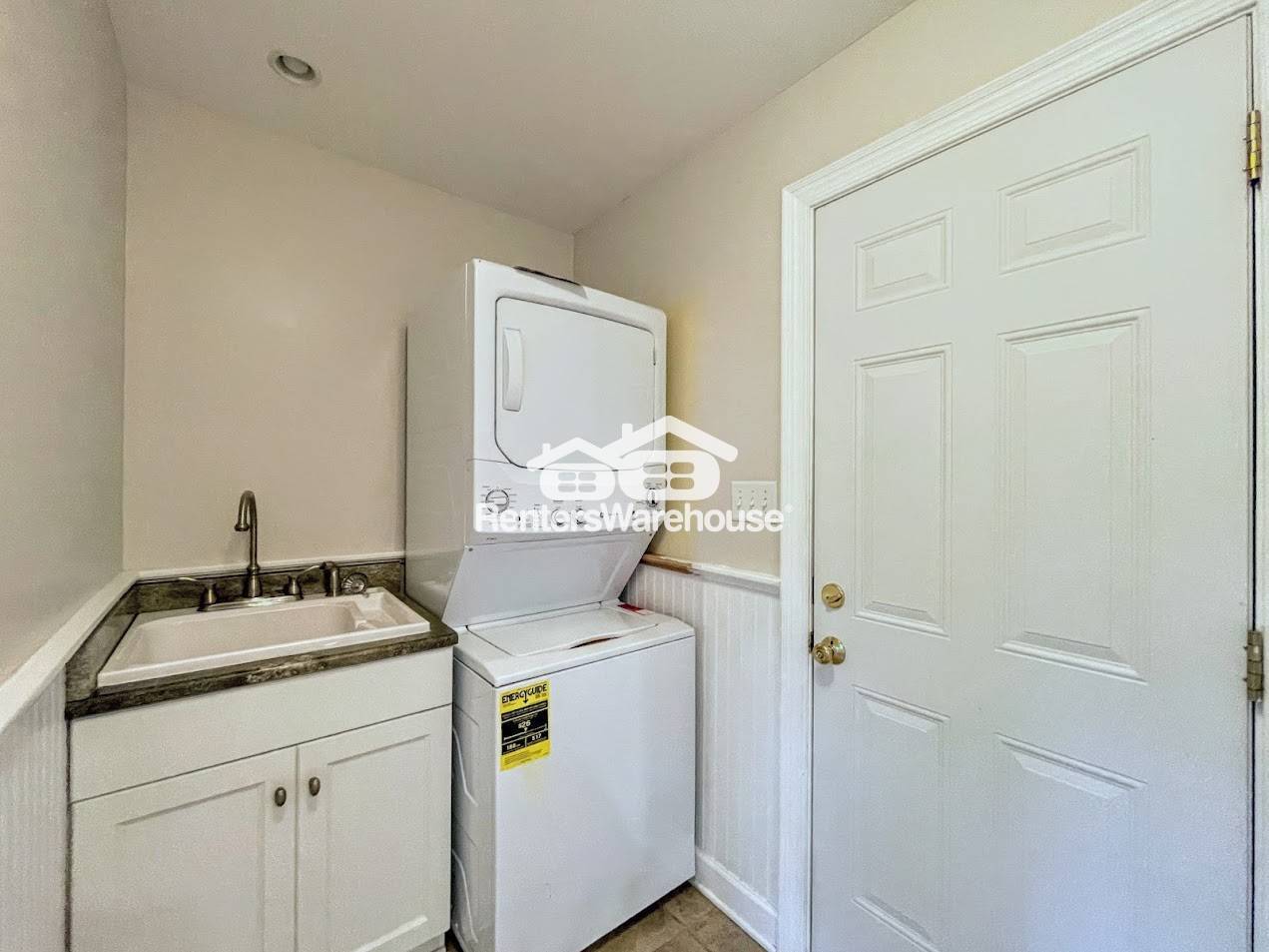 Building Photo - 509 Southfield Dr