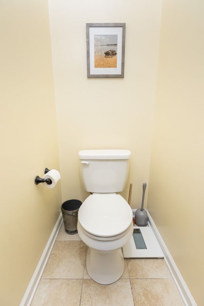 Building Photo - 3 Bedroom 2.5 Bath Townhouse in Grand Oaks...