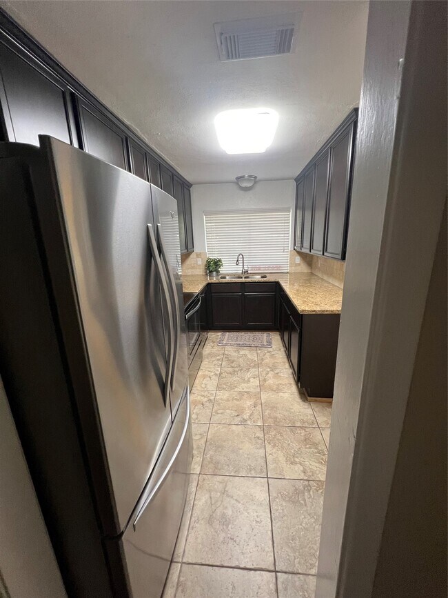 Building Photo - 2265 W Settler's Way