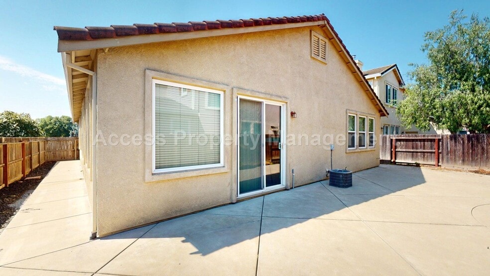 Building Photo - 1245 W Springer Dr