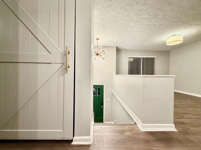 Building Photo - 3109 Henslowe Dr