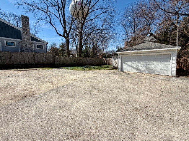 Building Photo - 609 1st St