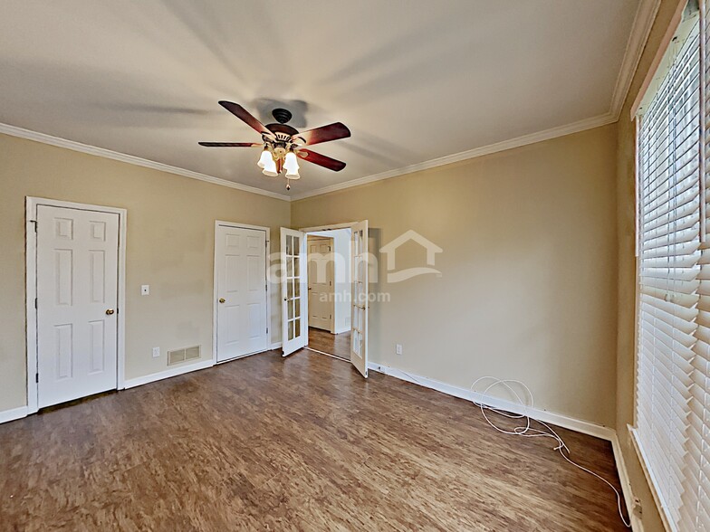 Building Photo - 4793 Galloways Farm Ln NW