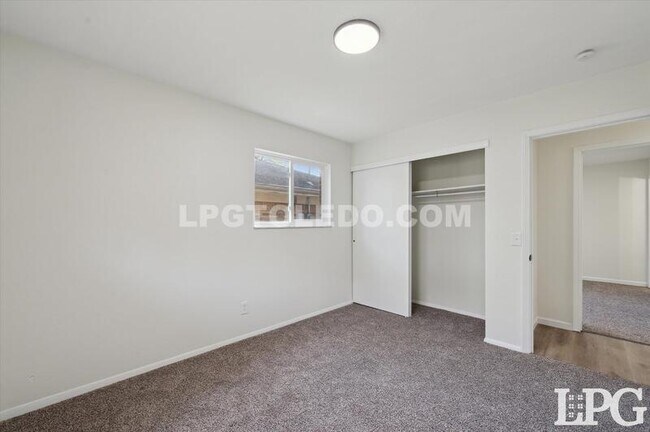 Building Photo - 4209 Penelope Dr