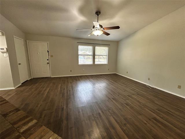 Building Photo - 4205 Greencrest Dr