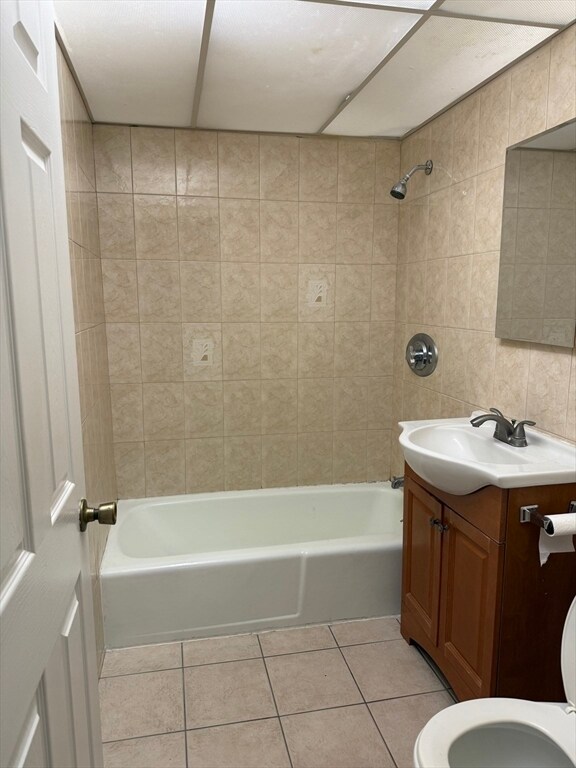 Building Photo - 70 Shrewsbury Green Dr