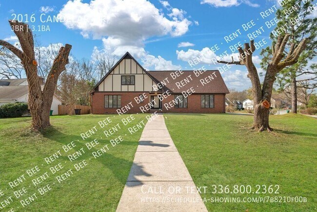 Building Photo - 2016 Candelar Dr