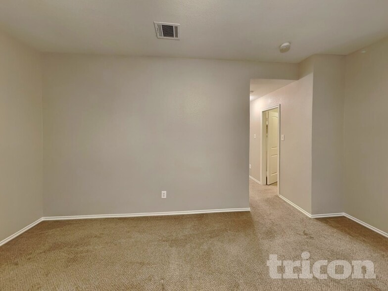 Building Photo - 711 Lentisco Dr