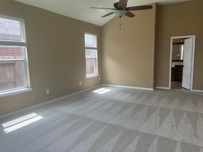 Building Photo - 2715 Farlow Ln