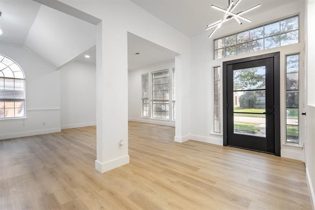 Building Photo - 2325 Flanders Ln