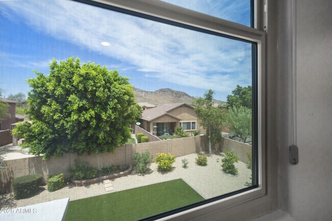 Building Photo - 8352 W Molly Ln
