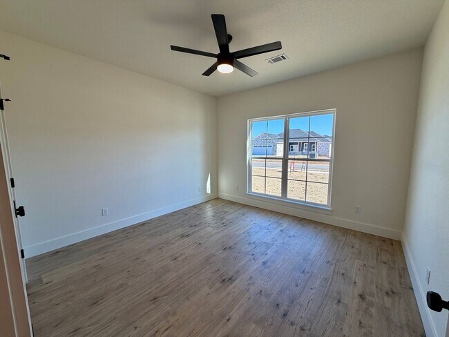 Building Photo - 509 Waggoner Ln