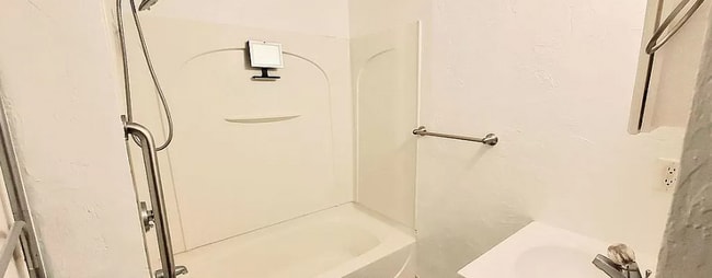 Building Photo - 17 Federal St