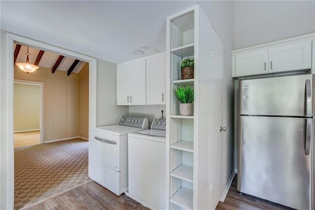 Building Photo - 1112 Franklin Cir NE