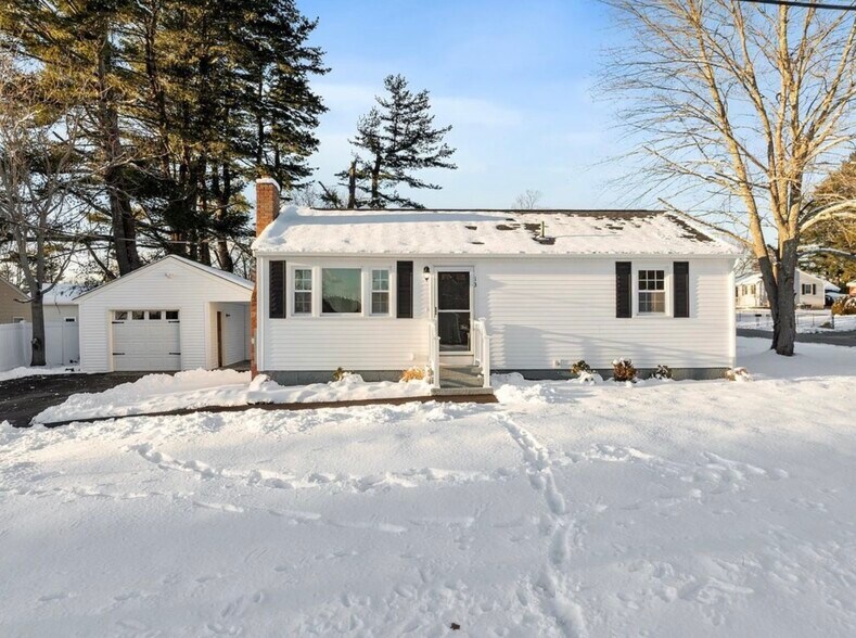 Building Photo - 13 Centerville Dr