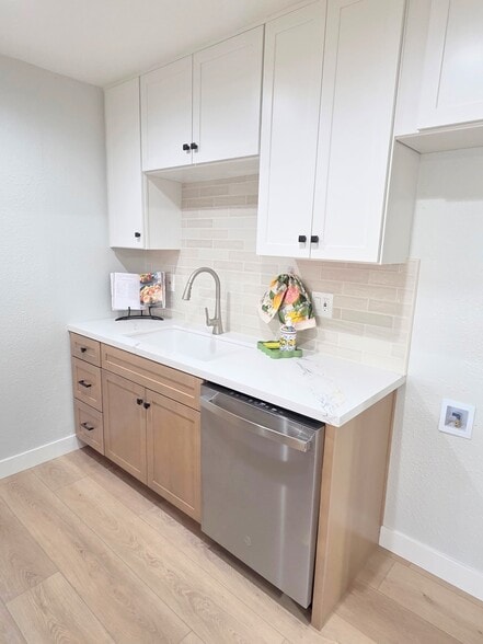 Building Photo - 228 Carmillita Way