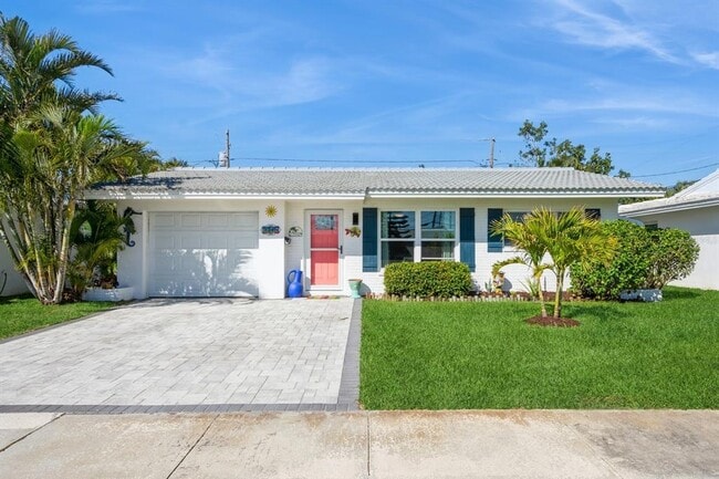 Primary Photo - 3715 98th Ave N