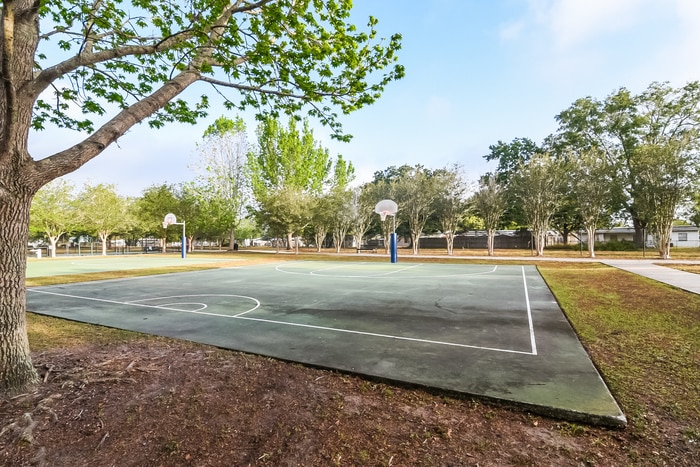 Building Photo - 4750 Kempston Dr