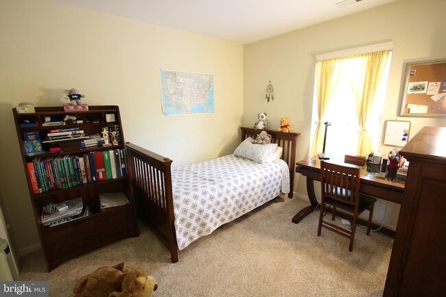 Building Photo - 13728 Valley Oak Cir