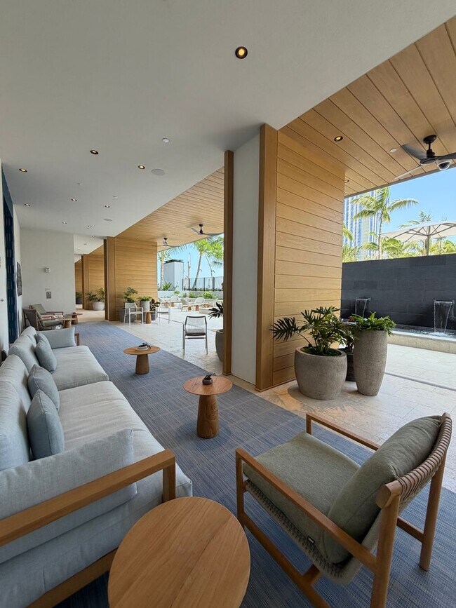Building Photo - $4200, 1BR/1BA/1PKG Secured, The Park @Ward Village, Luxury Living