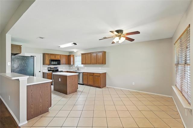 Building Photo - 1516 Marti Dr